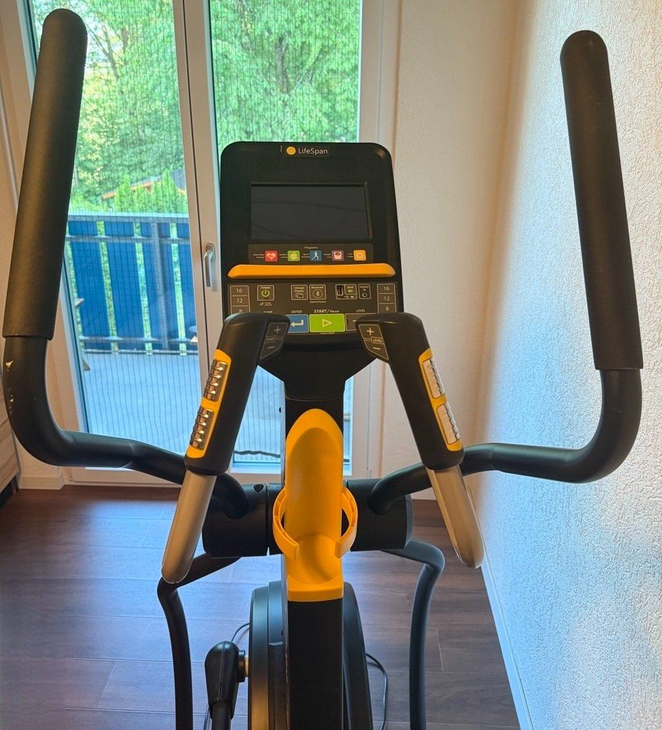 Hometrainer: Crosstrainer LifeSpan E3i Elliptical – Usato da Spreitenbach venduto da sellera 9