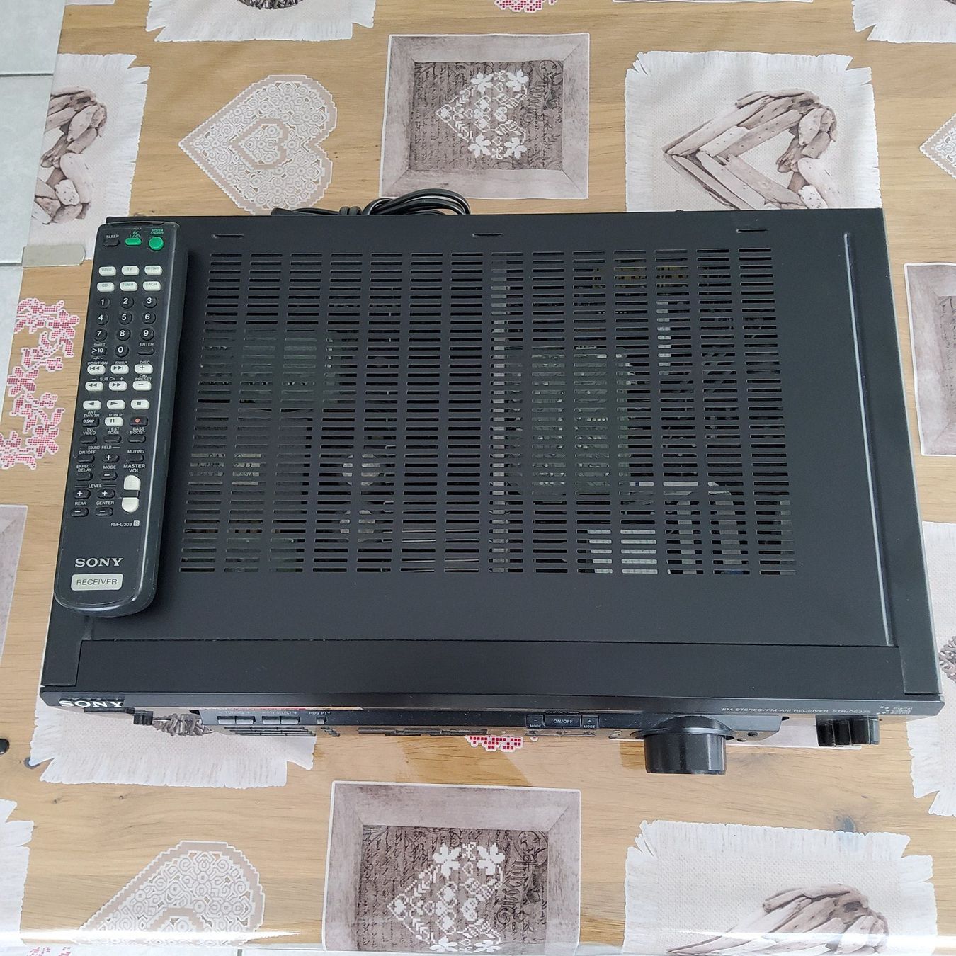 Sony Ricevitori: Sony STR-DE 335 Stereo Dolby Surround Receiver – Usato da Heimberg venduto da Seetalhorn 1