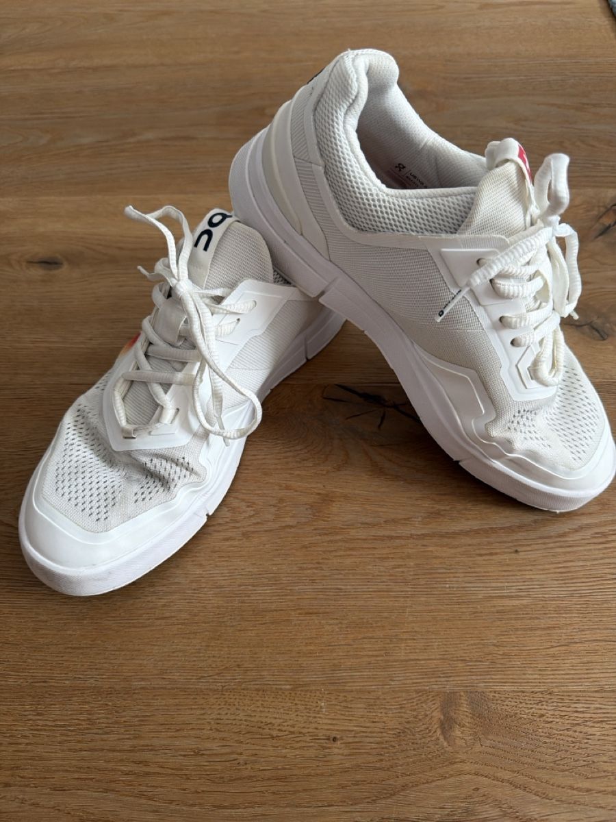 On Damenschuhe: OM Schuh Swiss Olympic Edition – Gebraucht aus Davos Platz von boom62 2