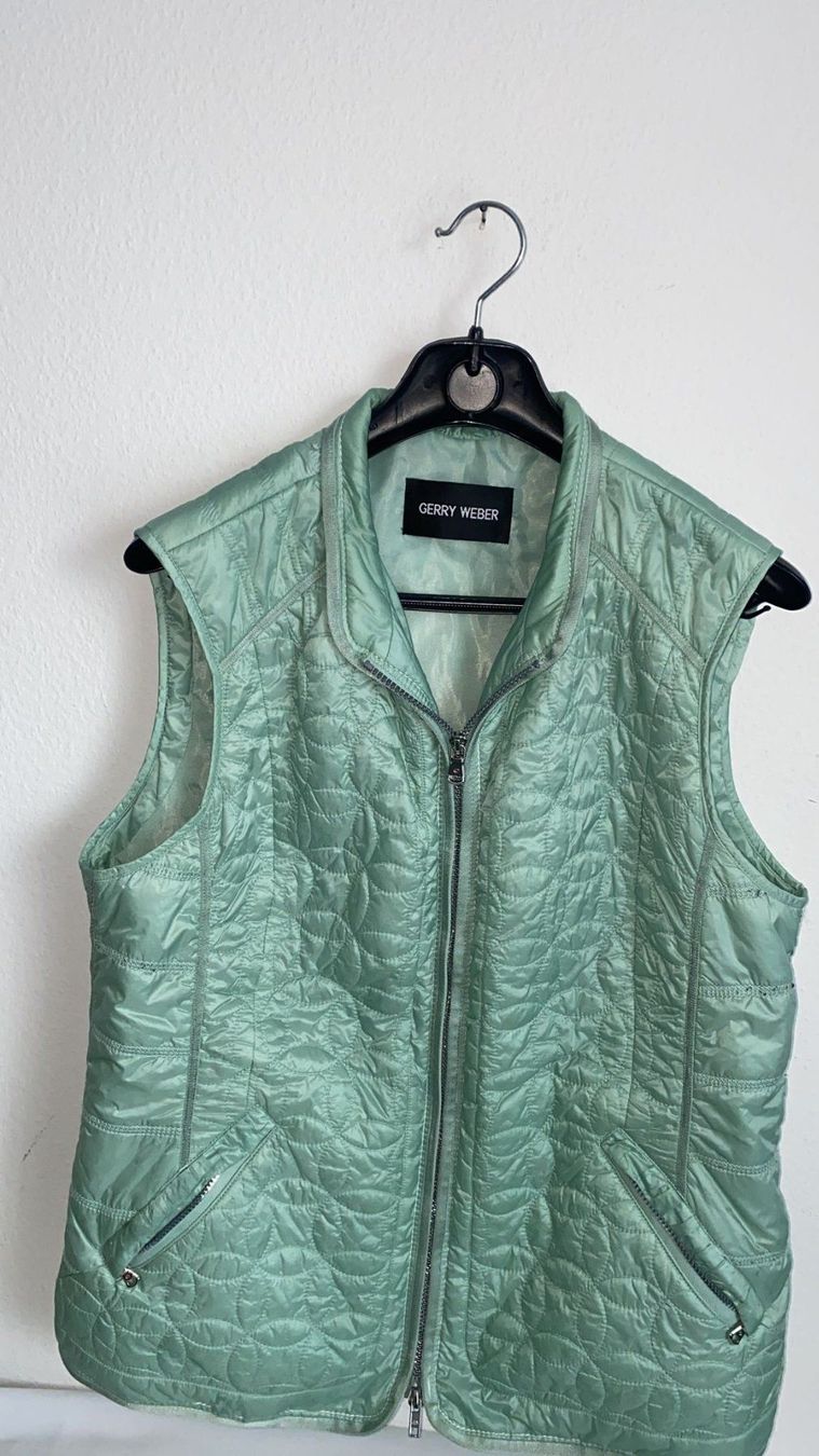 Gerry Weber Gilets & Westen: ***GERRY WEBER ***Gilet Gr. 42 – Gebraucht aus Bronschhofen von David80