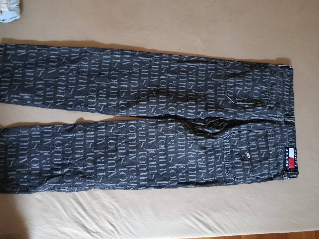 Jeans: Pantaloni Tommy Jeans – Usato da Bellinzona venduto da vin_jm7f 2