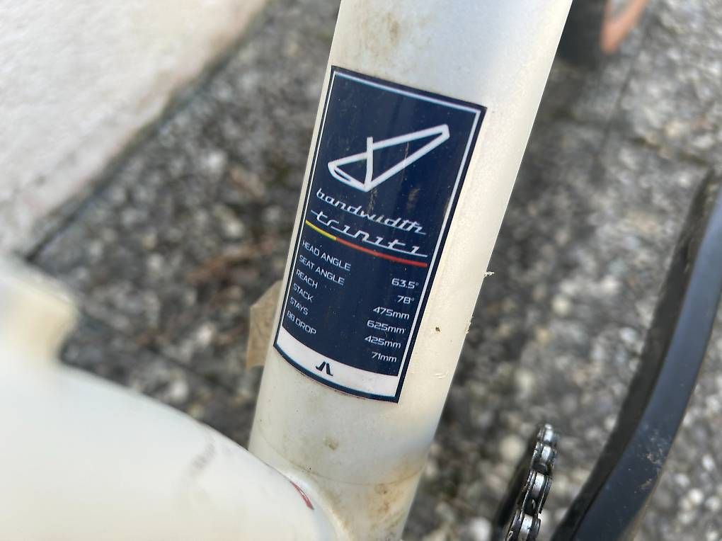 Biciclette: Vélo VTT endurigide en titane – Usato da Grandvaux venduto da Zildjian 4