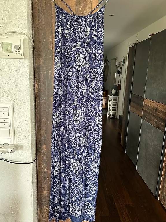 Roxy Vestiti: Maxikleid von Roxi – Usato da Beringen venduto da Sternli650