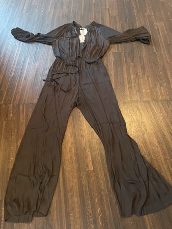 Neuer Mrs & Hugs Jumpsuit Gr. L- Perfekt für den Sommer!