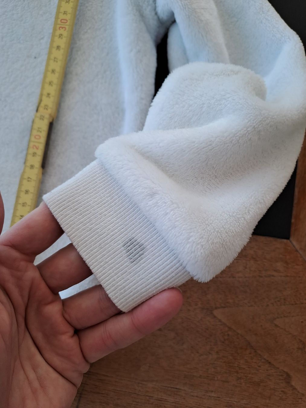 H&M Maglioni & Felpe: H&M Einhornpullover mit Pailletten 122/128 gebraucht – Usato da Glashütten venduto da Schwebefisch 7