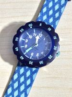 Flik Flak Kinderuhr blau Muster gebrauchter Zustand