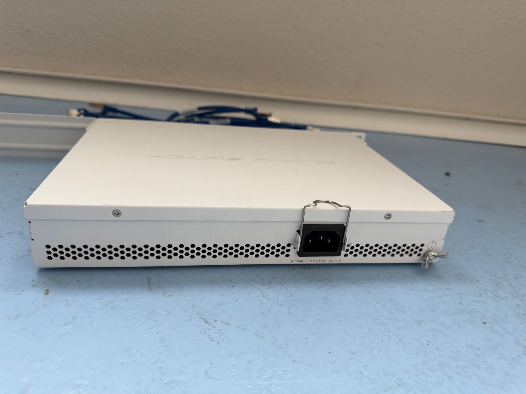 Hub & Switch: MikroTik CSS610-8P-2S+IN – Usato da Zürich venduto da mar_hs6l 2