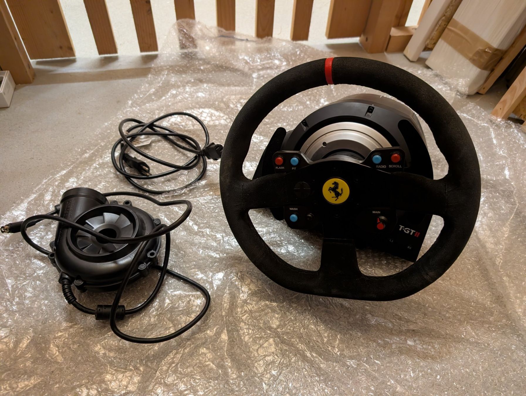 Thrustmaster Controller: THRUSTMASTER TGT II racing wheel | simracing Lenkrad – Usato da Rüschlikon venduto da leksyk