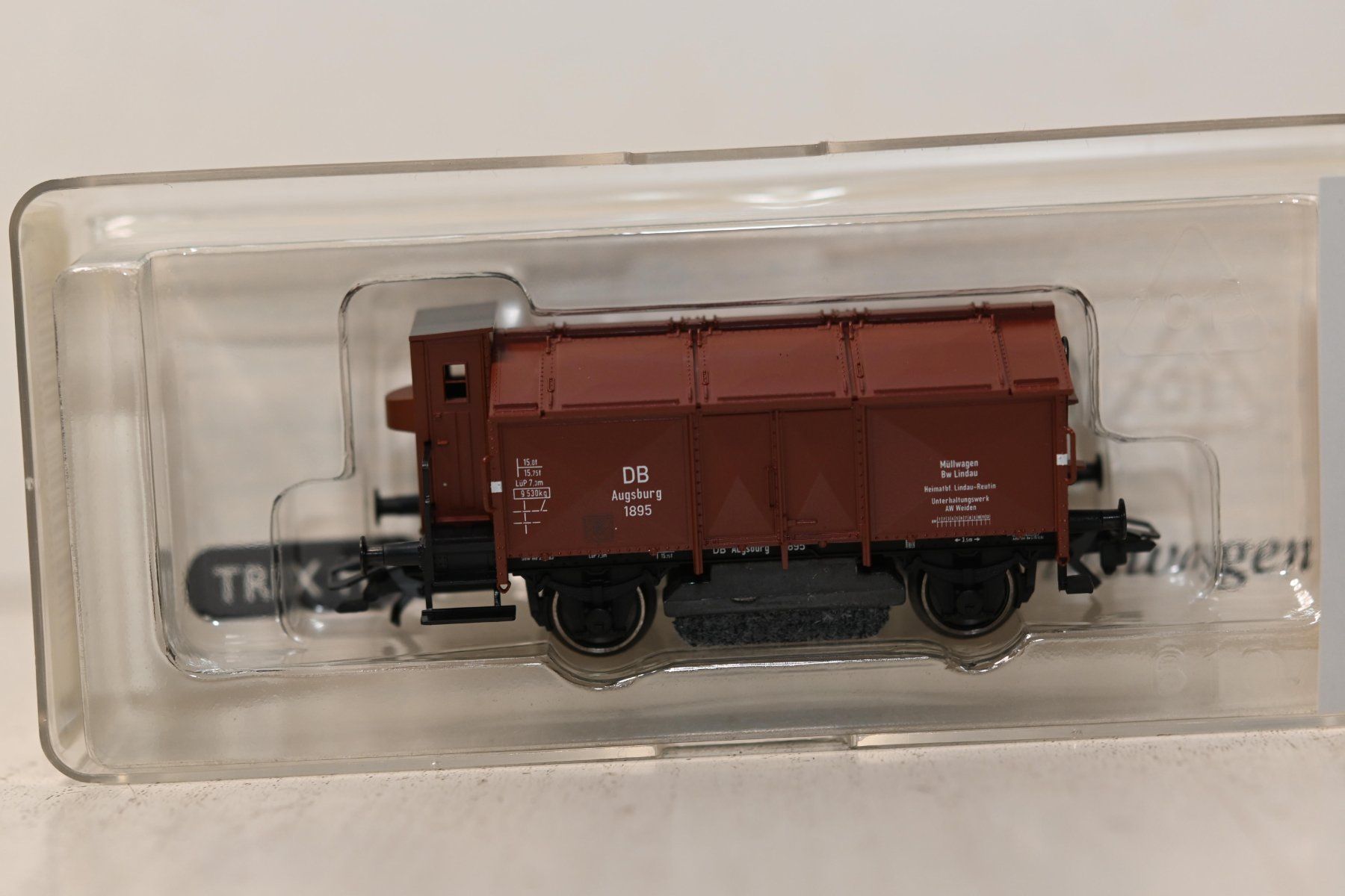 Trix Modellini di ferrovie: Güterwagen Trix 24050 HO/DC mit OVP – Usato da Laupen ZH venduto da Zmoewe