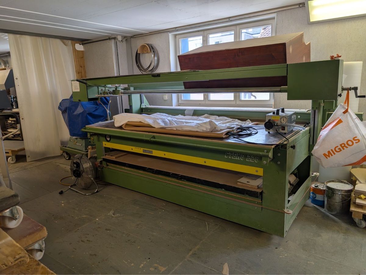 Tutte le macchine: Furnierpressen-Kombimaschine – Usato da Aathal-Seegräben venduto da maboe01
