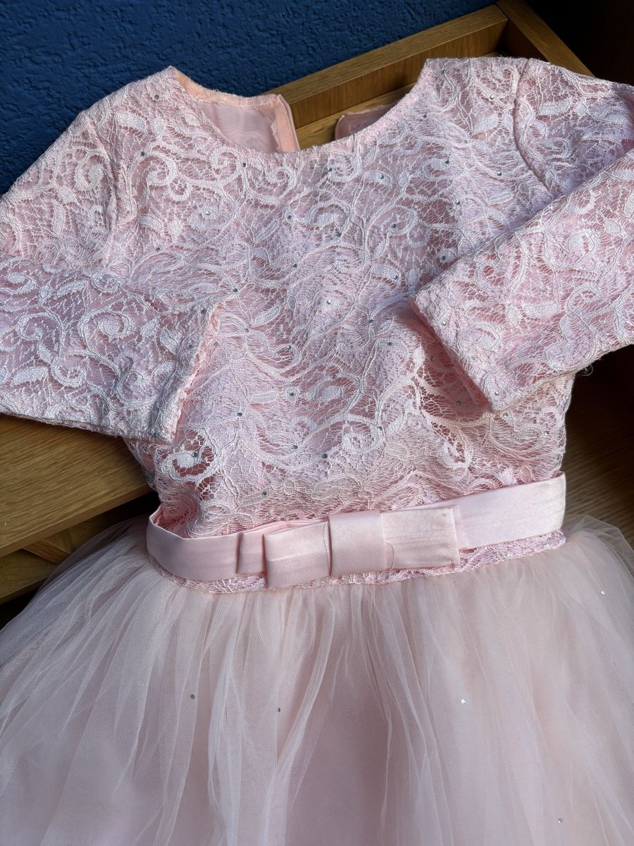 Vestiti & Gonne: Robe pour mariage 10 ans - 140cm – Usato da Founex venduto da ari_2gt7 5