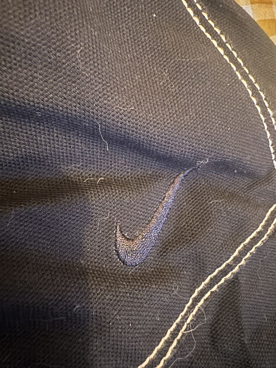 Nike Pantaloni: Pantalon NIKE noir  – Nuovo (secondo la descrizione) da Vevey venduto da ebuache 1