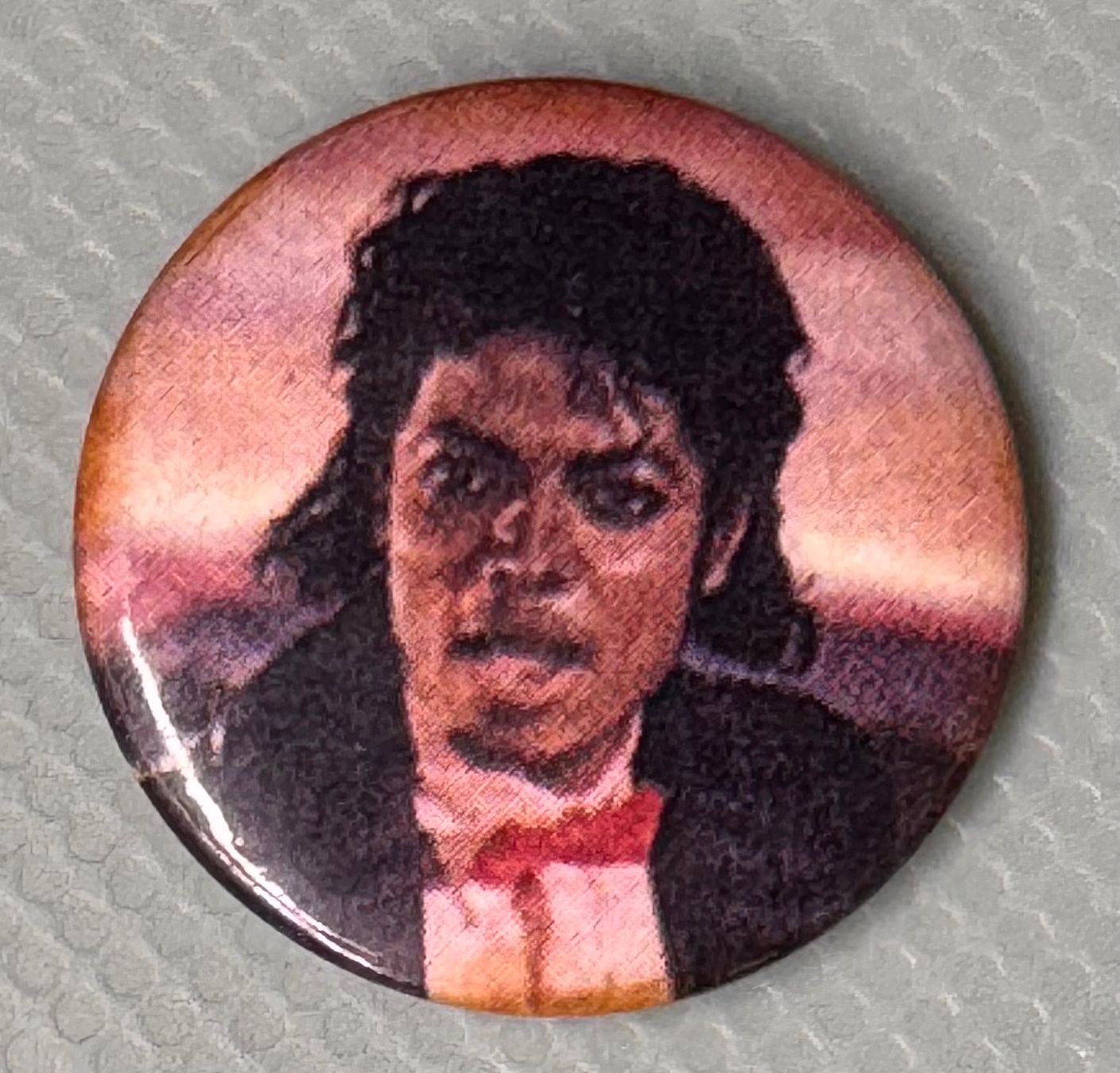 Broschen & Nadeln: Michael Jackson Original Badge Button – Gebraucht aus Andwil SG von Ariisa1234