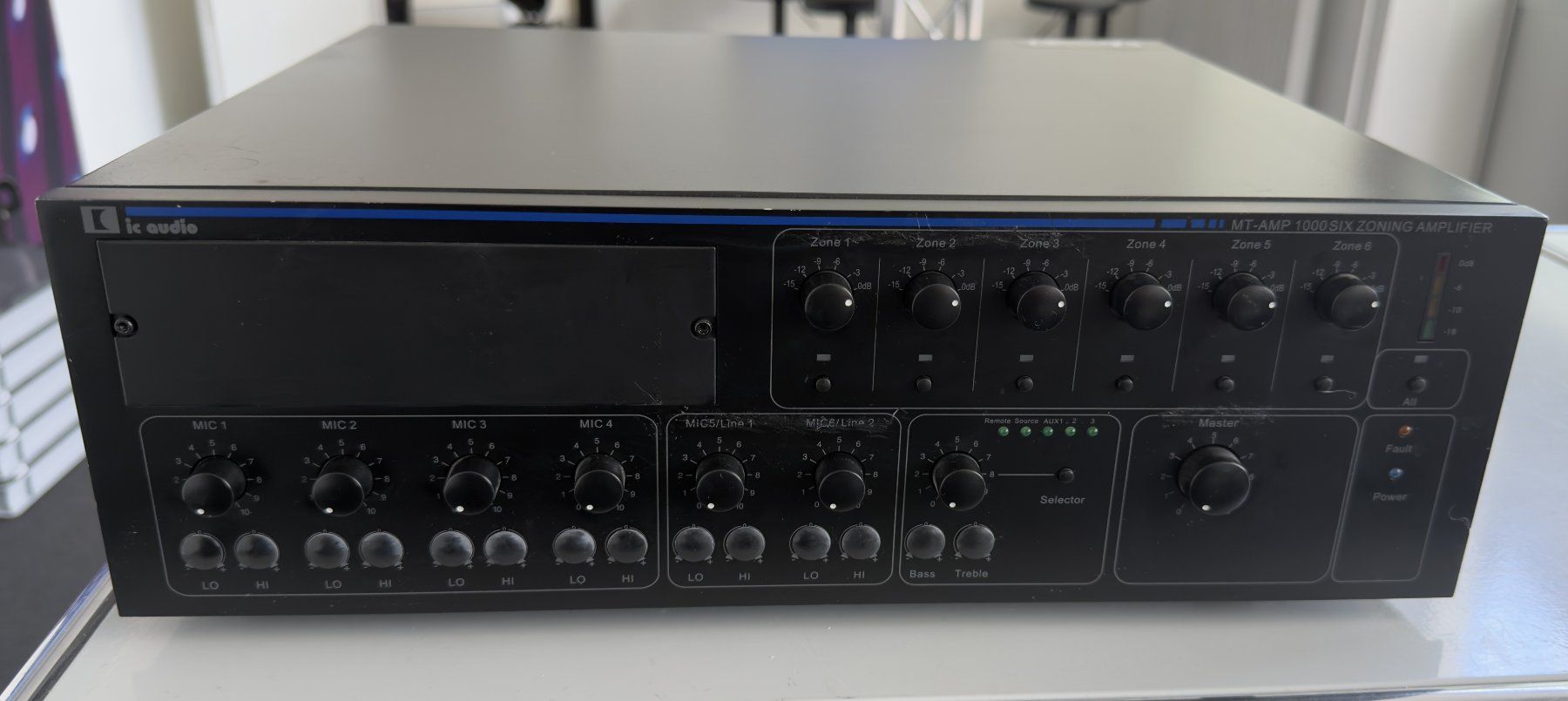 Amplificatori: IC Audio MT-AMP 1000 100V Verstärker – Usato da Zollikofen venduto da X-Light