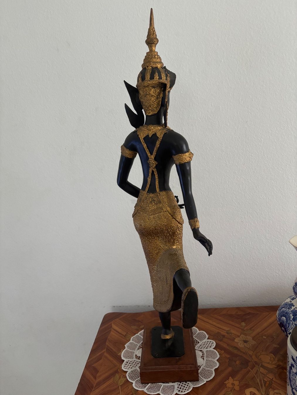 Statuette: Asiatische Tempeltänzerin Bronze – Usato da Kriens venduto da Mollinos 2