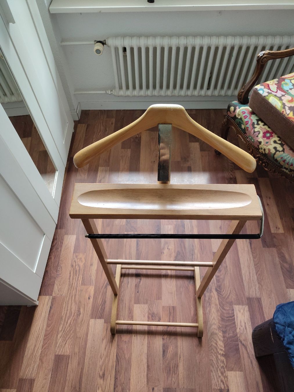 Altro in Decorazioni & Accessori: Herrenbutler Kleiderständer Holz – Usato da Wohlen b. Bern venduto da mattia.marchetti