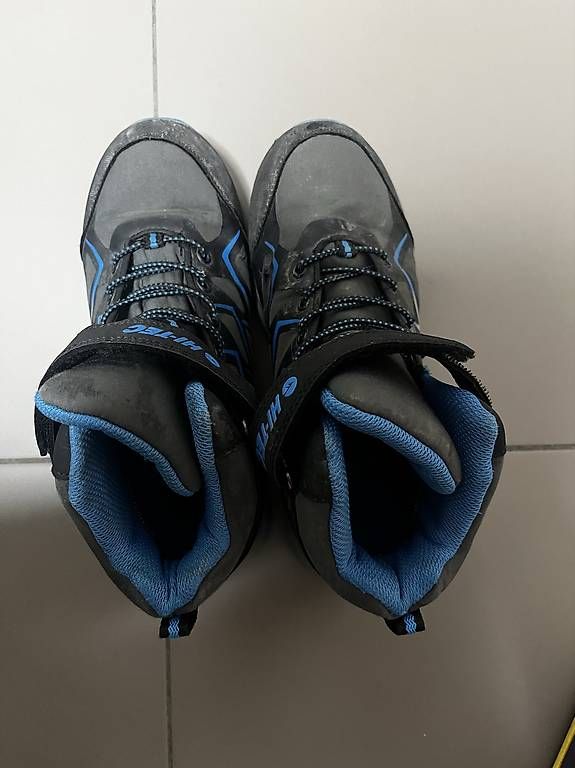 Chaussures garçon: Chaussures d'hiver  – D'occasion à Pully par yaa_rm7x 1