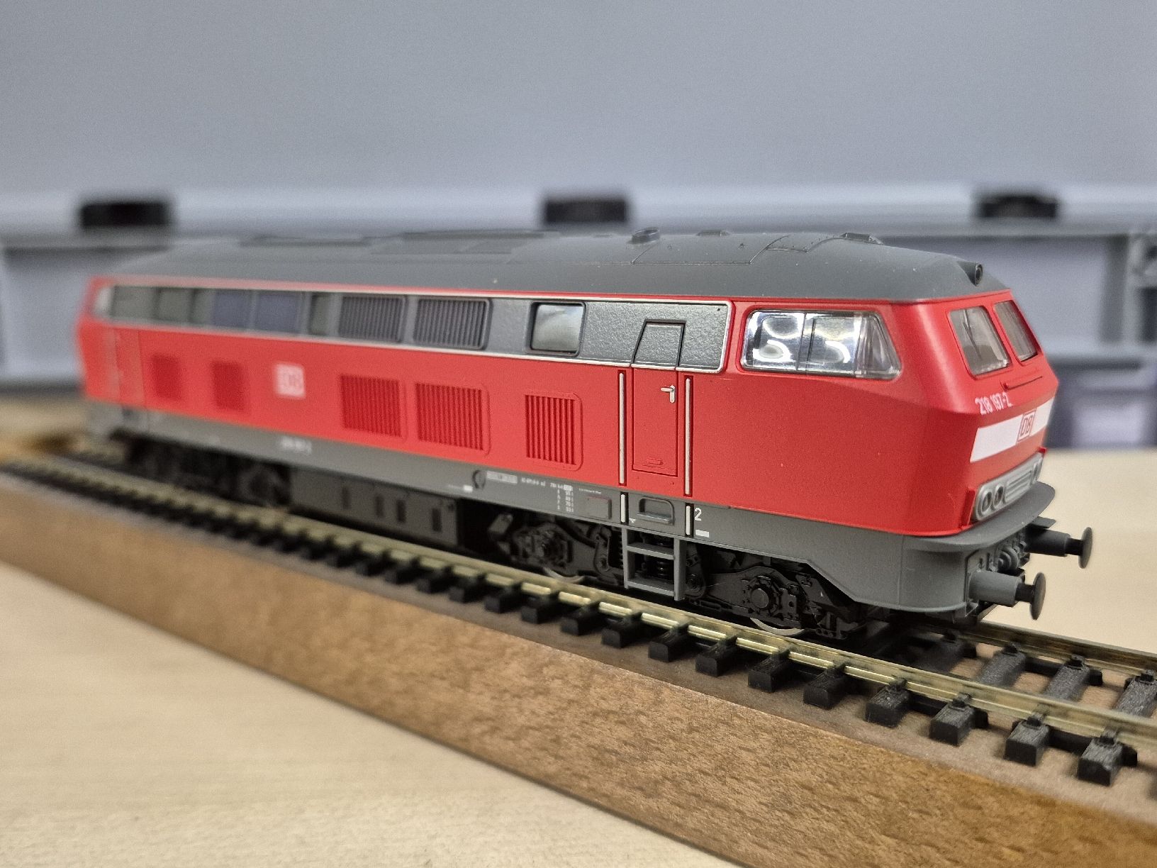 Roco Modellini di ferrovie: ROCO   DB  BR218 197-2 – Usato da Interlaken venduto da trainboy69 1