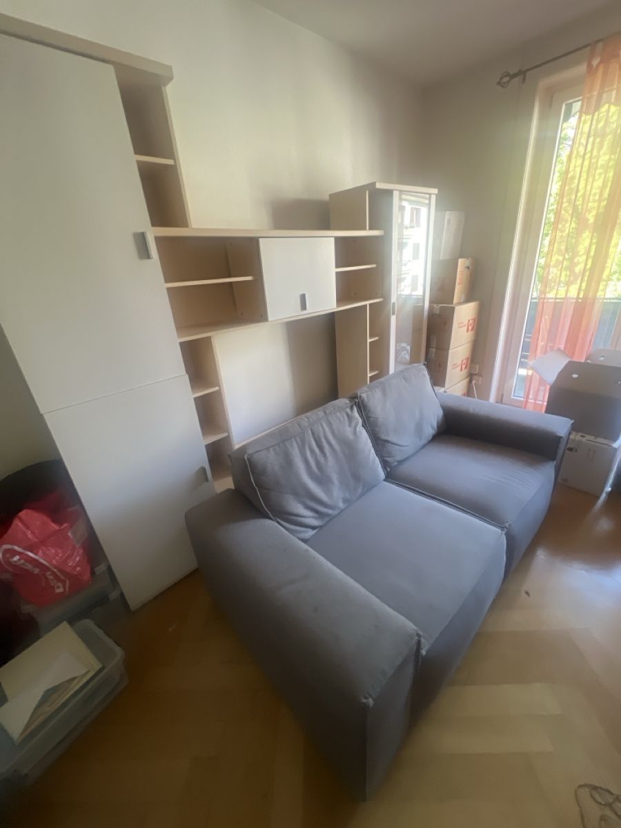 Divani: Sofa grau Stoff 2 Sitzer gut erhalten – Usato da Zürich venduto da zue_ng7c 1