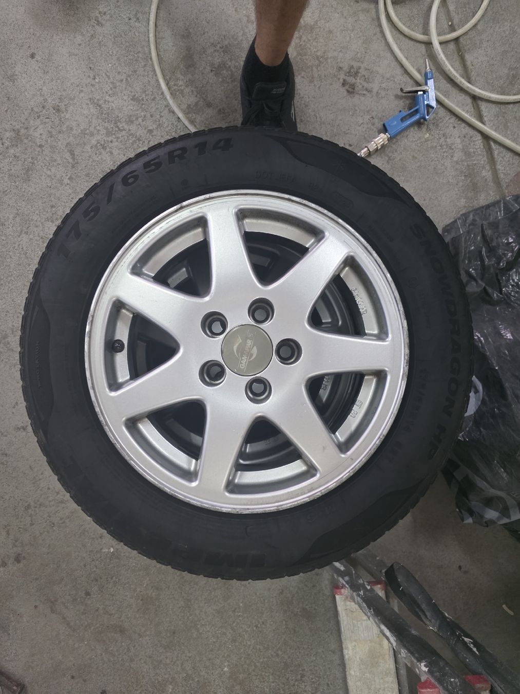 Gamaparts Pneumatici & Ruote complete: felgen 14 zoll 5x100 – Usato da Geuensee venduto da dav_tc6l 5