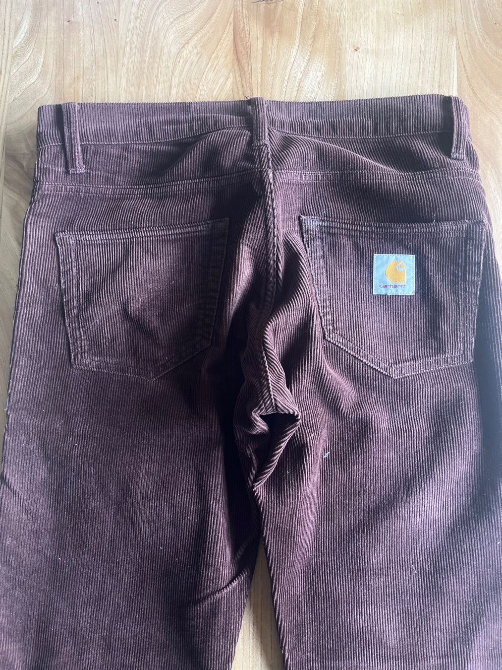 Carhartt Pantaloni: Carhartt Cordhose – Usato da Chur venduto da lea_qg88 6