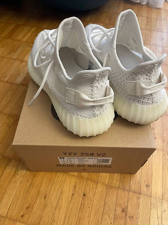 Scarpe da uomo: Yeezy Boost 350 v2 Bone 42 2/3 – Usato da Zürich venduto da swagger 3