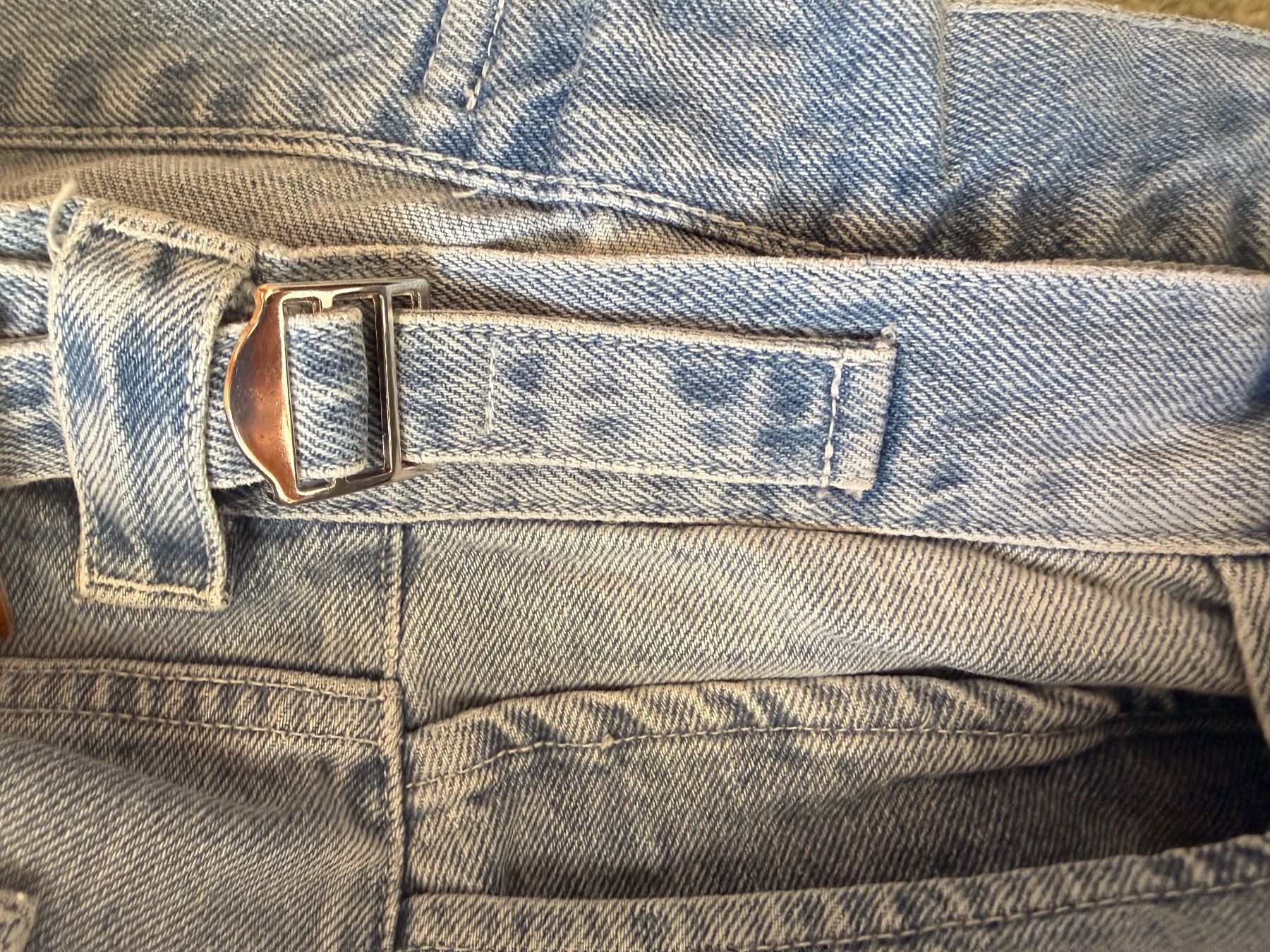 Jeans: Pantalon en jeans Vincinity brodé – Usato da Vich venduto da babou1972 4