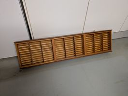 Rangement mural pour cassettes audio