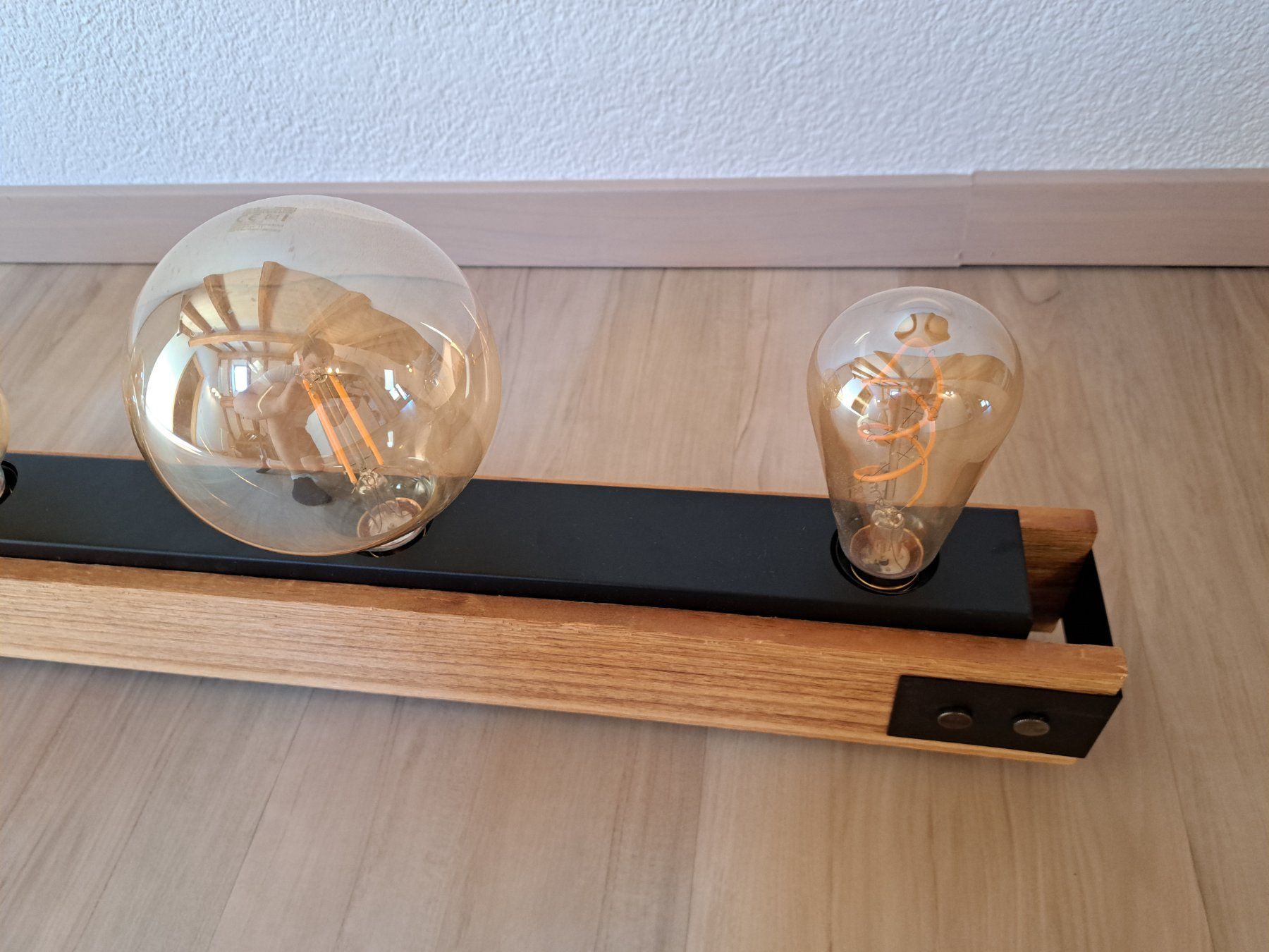 Eglo Lustres & lampes de plafonds: LAYHAM Deckenleuchte Retro Holz – D'occasion à Wynigen par bra_qs2w 1