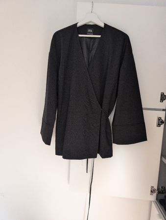 Veste croisée Zara noire, taille XS - Élégante et chaude!