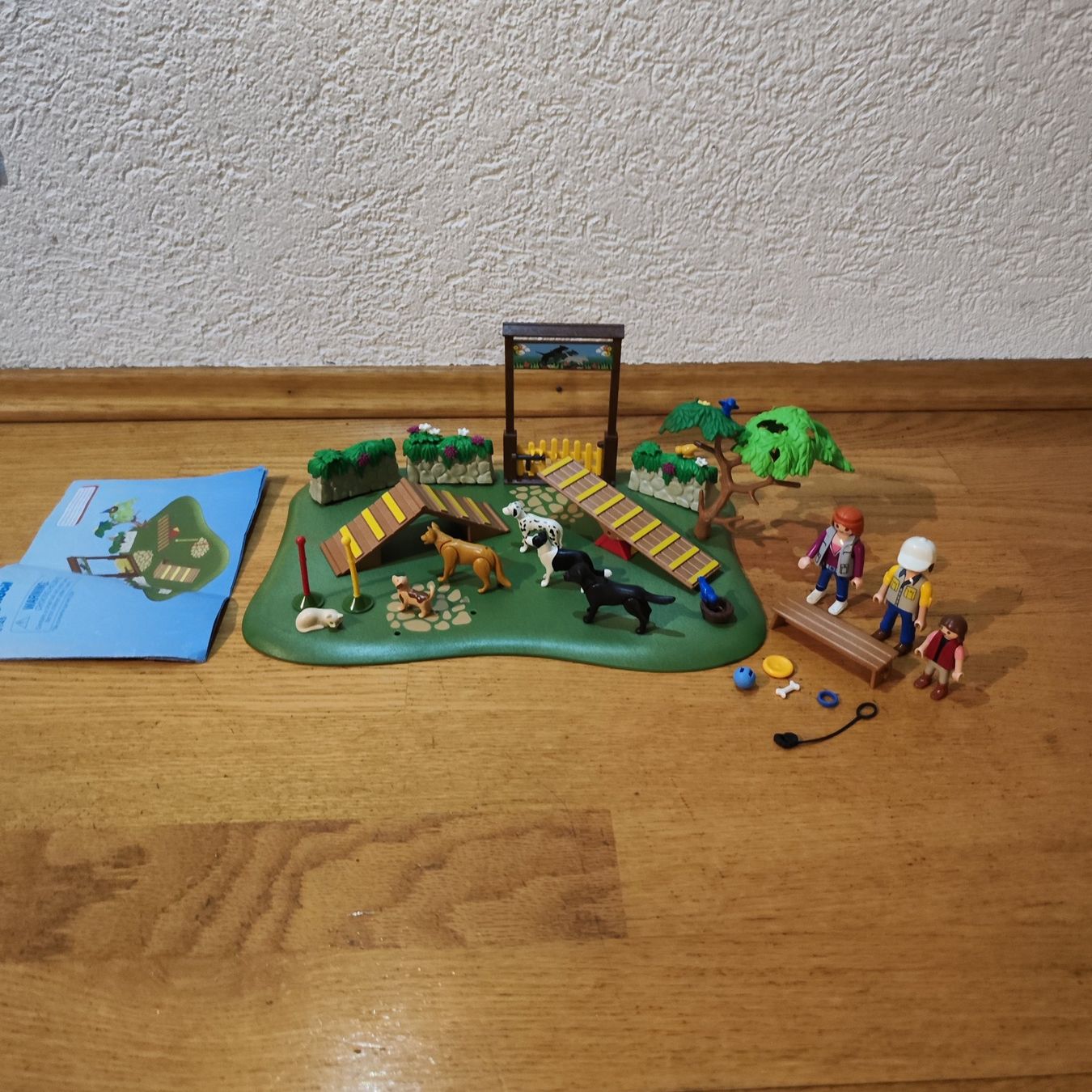 Playmobil Spielzeuge: Playmobil City Life Hundeschule – Gebraucht aus Riehen von WinniePuh4 2