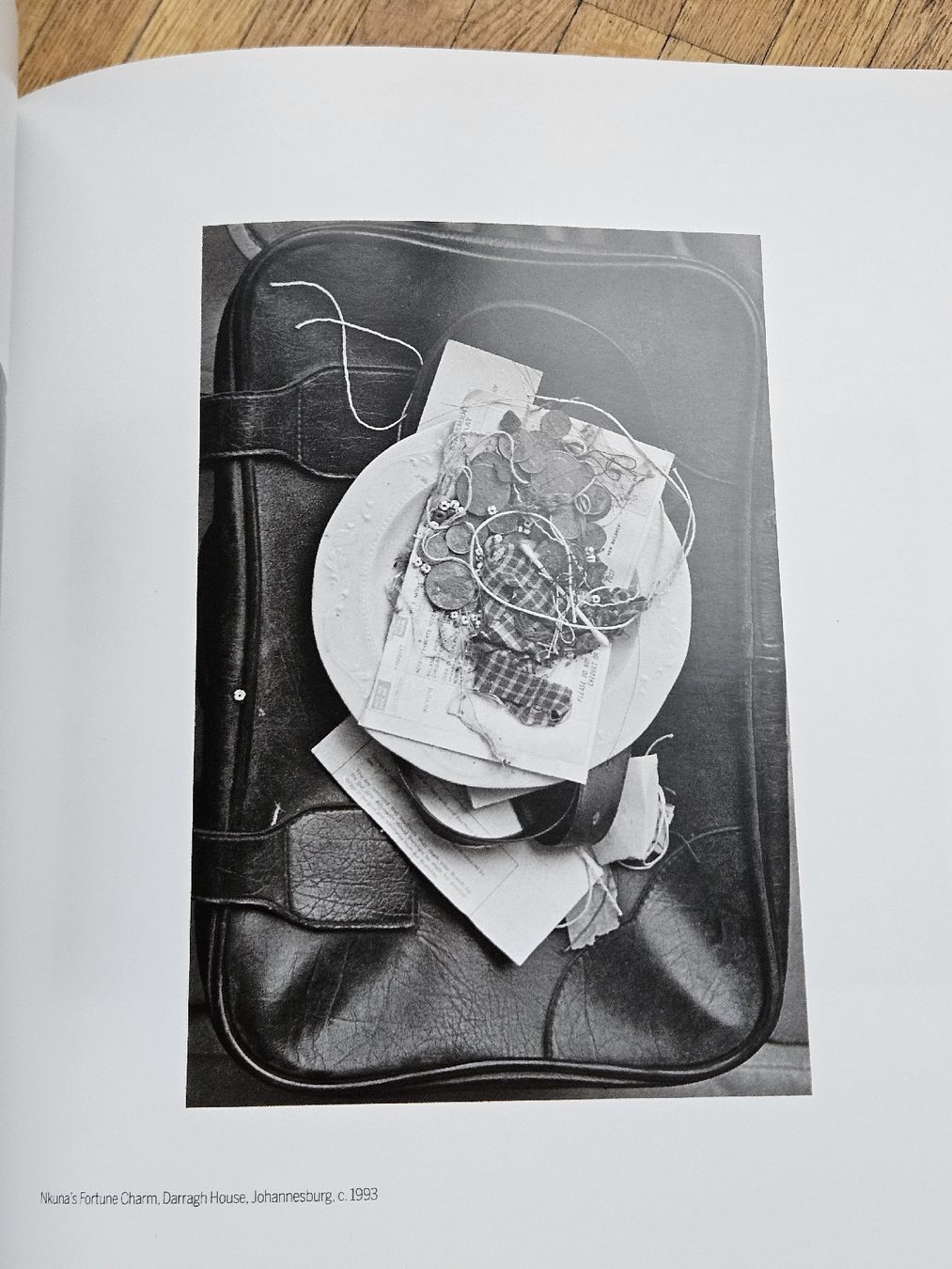 Libri: Fotokatalog: Santu Mofokeng, Chasing Shadows, 2011 – Nuovo (secondo la descrizione) da Zürich venduto da Dachbodenmaus 4