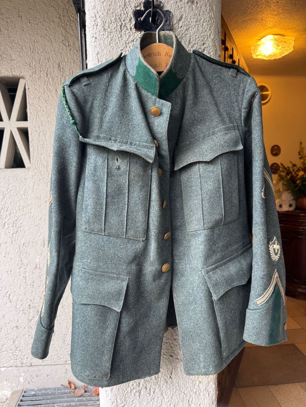 Schweizer Armee Uniformi: Waffenrock der Ordonnanz 1926/40 – Usato da Bülach venduto da Sandor 1