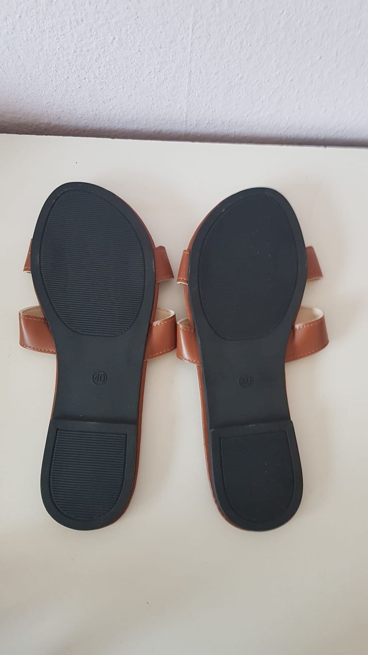 Camel Chaussures femmes: Mules beige camel neuves pointure 40 – Neuf avec emballage d'origine à Versoix par aline_b 1