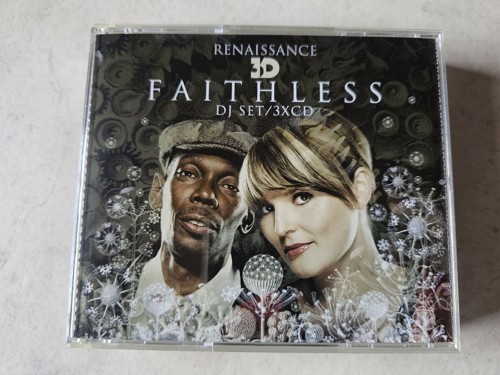CD: Faithless  -  Renaissance 3D / Dj Set  3 Disc Edition – Usato da Schneisingen venduto da backstore24