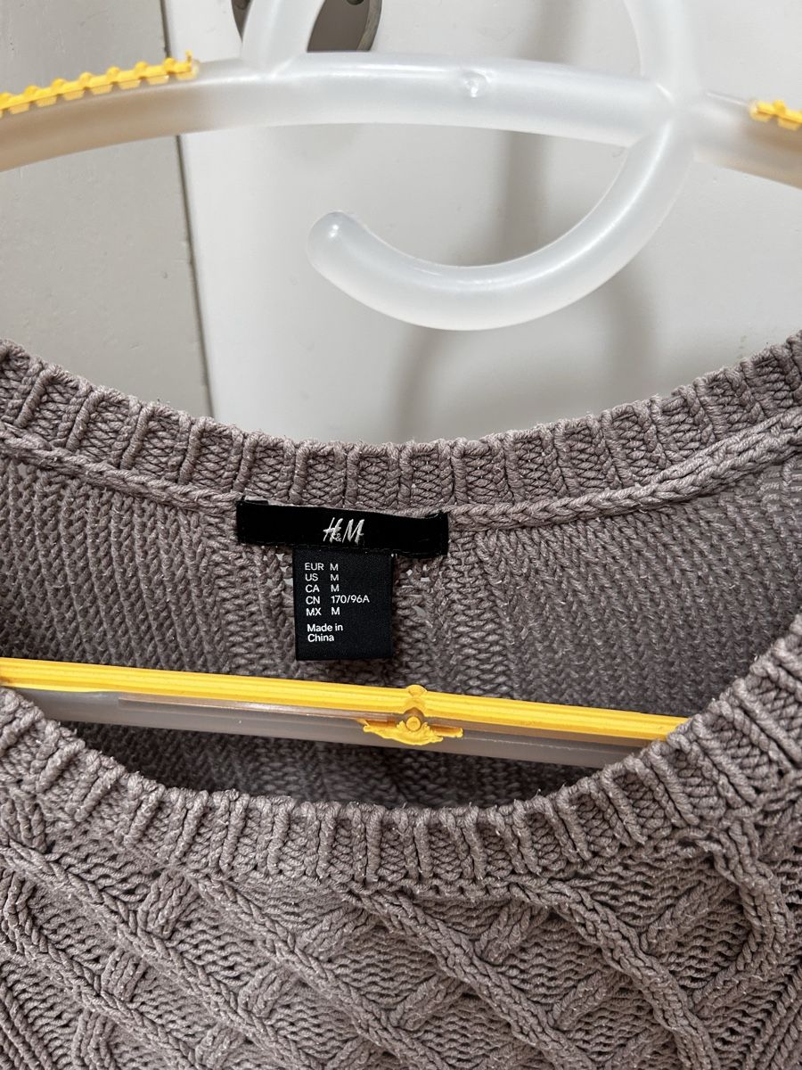 H&M Pullover & Sweatshirts: Brauner Herbstpullover Zopfmuster – Gebraucht aus Teufen ZH von jas_8yhh 1