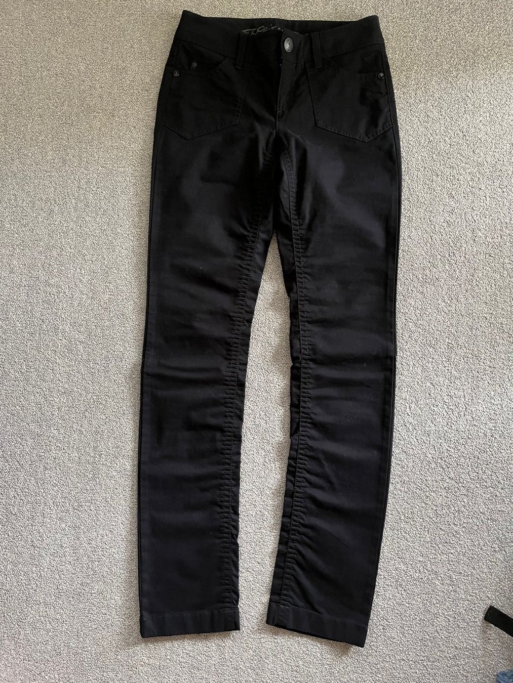 Esprit Pantaloni: ESPRIT Hose Gr 34 – Nuovo (secondo la descrizione) da Kleindöttingen venduto da nev_tn7c