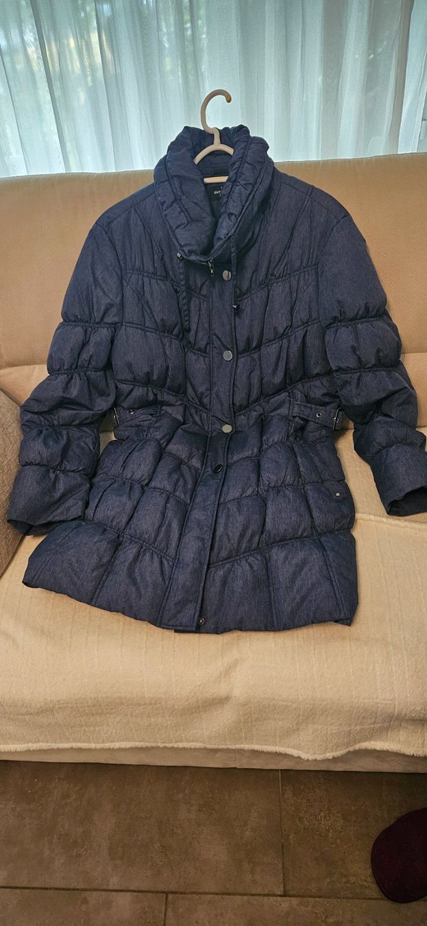 C&A Vestes: Winterjacke – Neuf (Voir description) à Wohlen AG par france19m