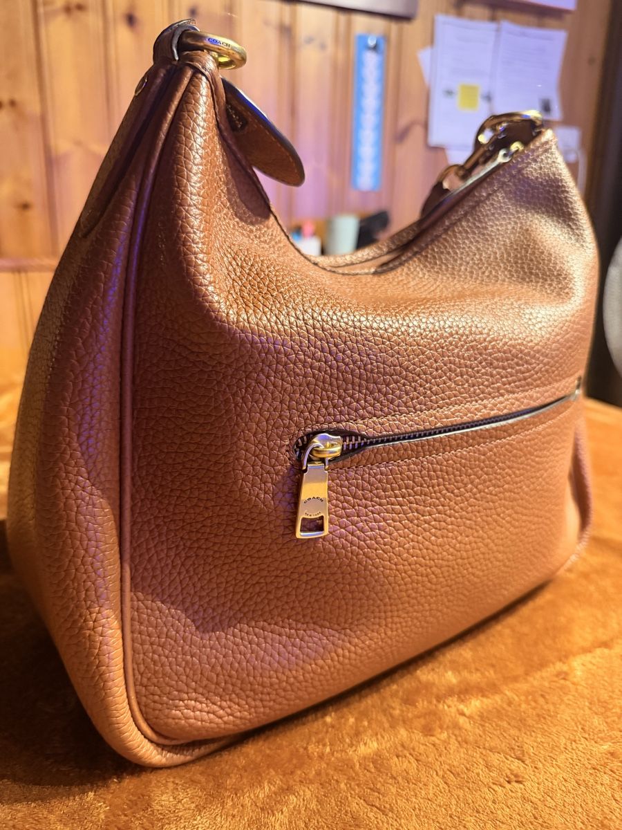 Coach Sacs femmes: Coach handbag brown leather used condition – D'occasion à Troistorrents par gen_55p7 3