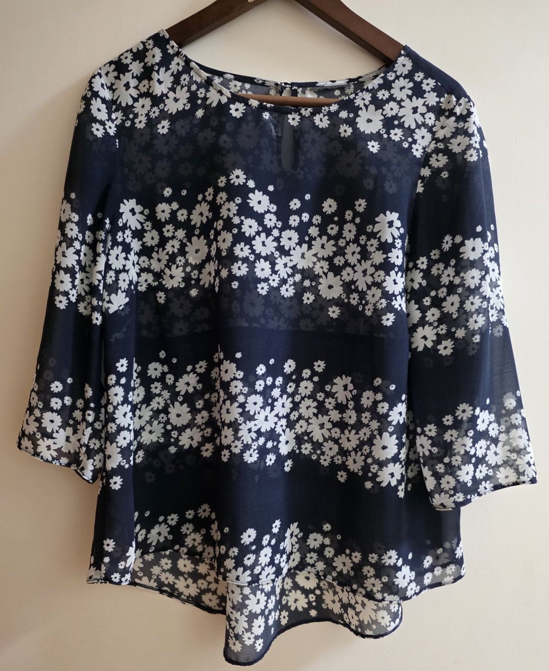 Camicette: Sommerliche Bluse mit Blumenmuster , Top Zustand! – Usato da Basel venduto da sci_67ms 6