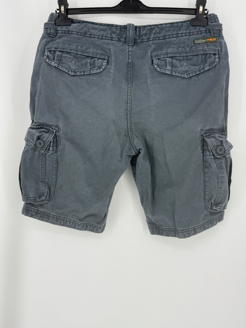 Pantalons: Herren Cargo Shorts Gr. L von Superdry – Défectueux à Auenstein par moin. 1