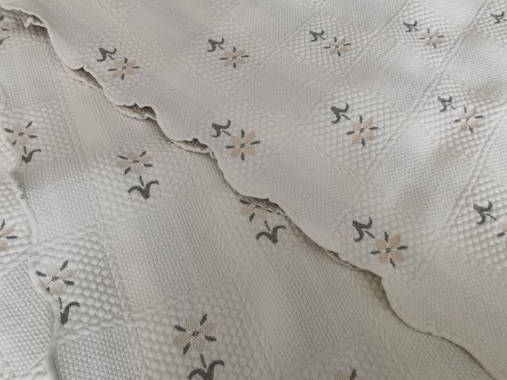 Couvertures: Tagesdecke 200cm x230cm – D'occasion à Glattbrugg par riseca 6