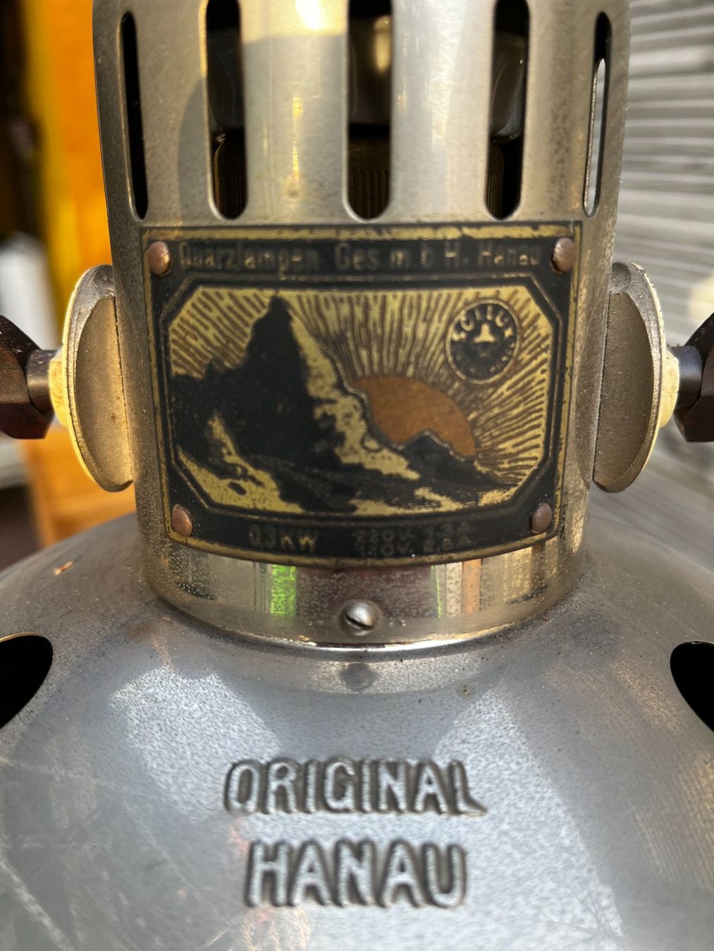 Lampade: Antike Quarzlampe Original Hanau – Usato da Feuerthalen venduto da danielspycher