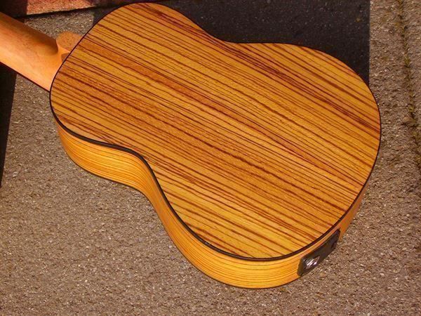 Strumenti musicali: Sopran-Ukulele FLIGHT  mit Tonabnehmer – Nuovo (secondo la descrizione) da Wöschnau venduto da Musikhaus-Luethy5012 3