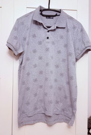 • Herren T-Shirt •