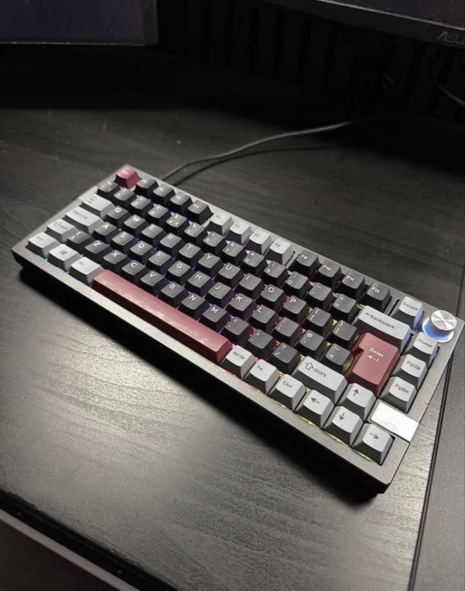Tastiere: Gaming Tastatur Montech mkey pro – Usato da Oberrohrdorf venduto da tech.inventory 1