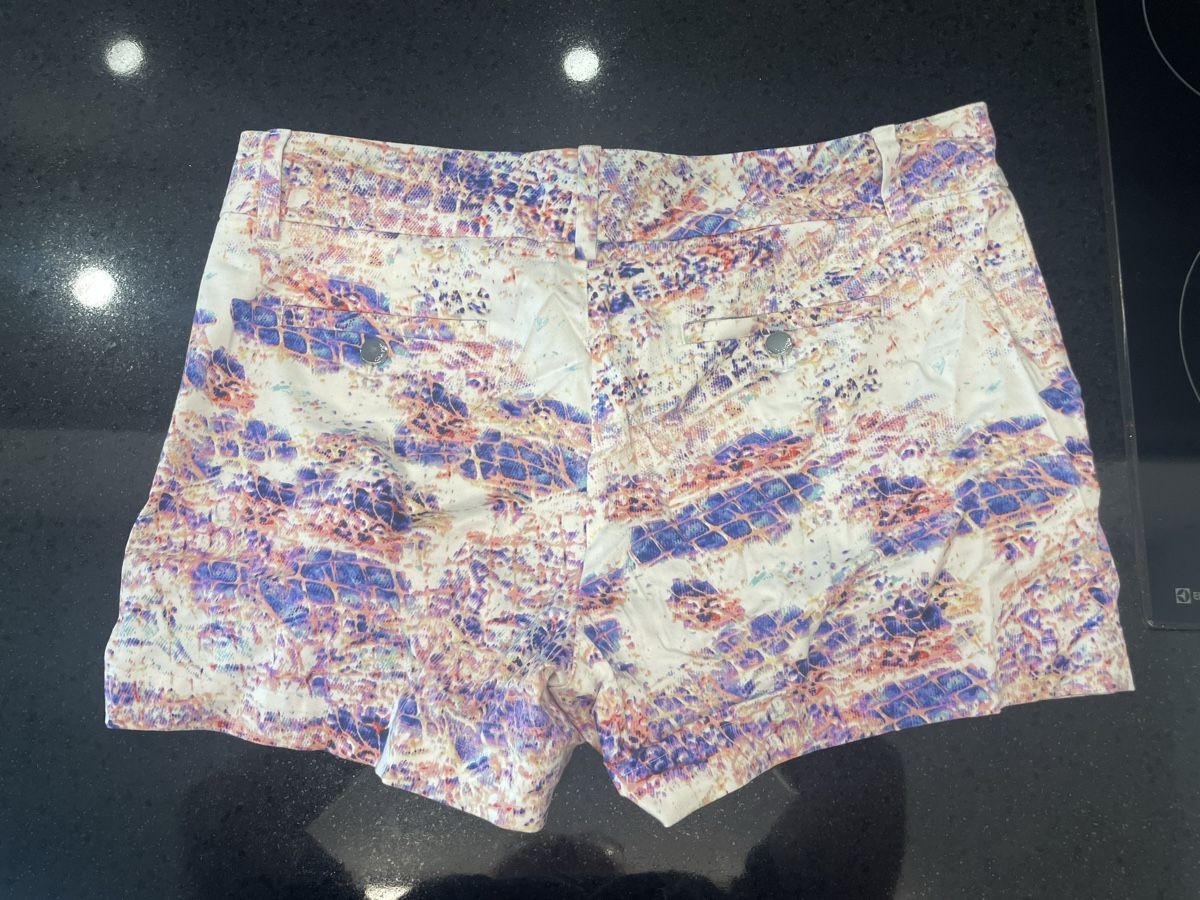 Calvin Klein Pantalons: Calvin Klein Shorts – D'occasion à Luzern par sop_5d7x 4
