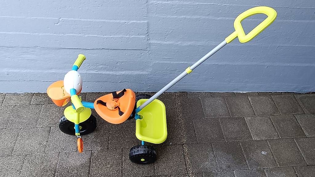 Chicco Veicoli per bambini: Chicco Dreirad "Pelikan" mit Schubstange – Usato da Reinach BL venduto da truecria 2