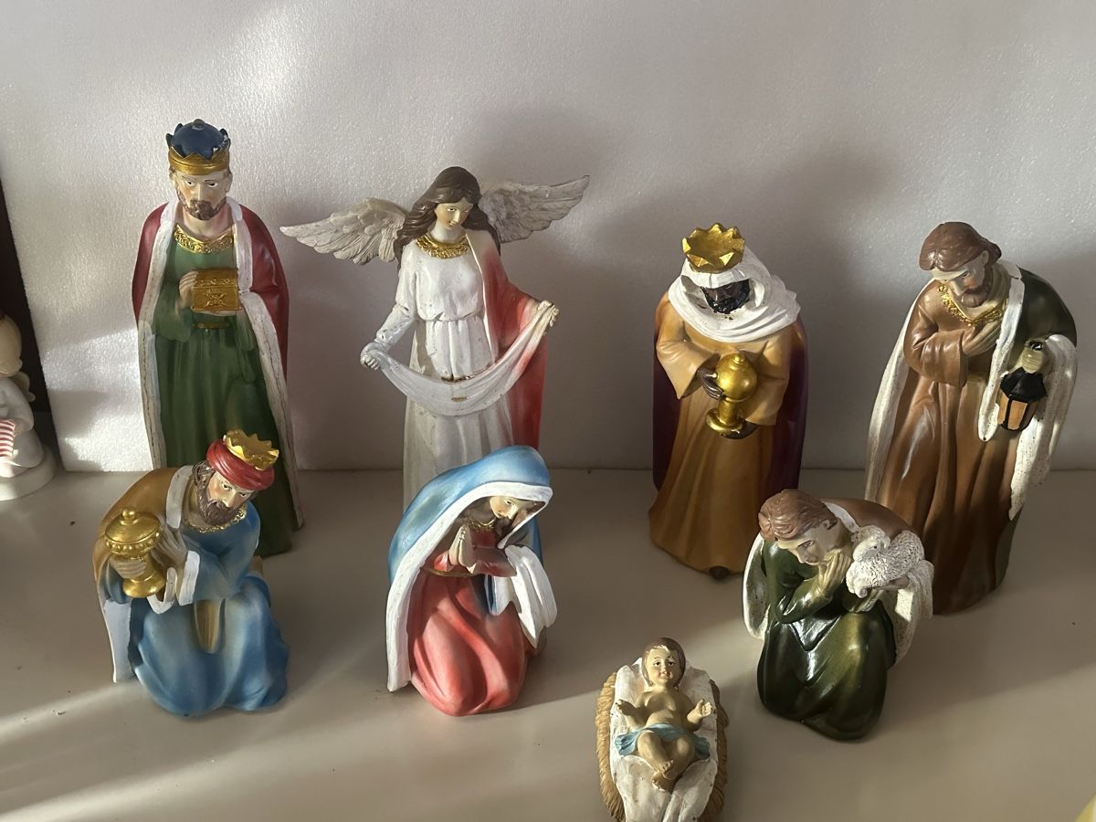 Statuette: Weihnachtskrippe Figuren Set – Usato da Deitingen venduto da Himhip