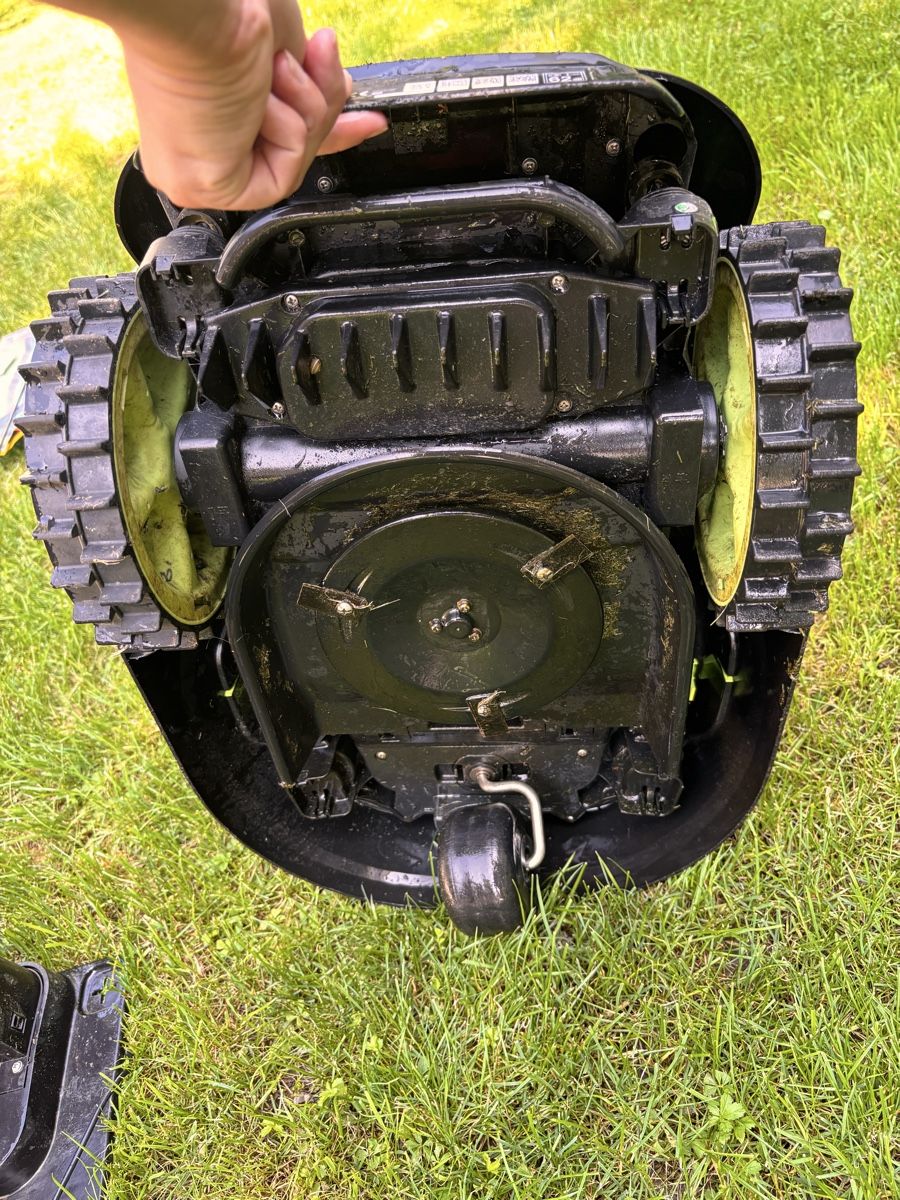 Tagliaerba: Mähroboter – Usato da Aesch BL venduto da Kliana 2